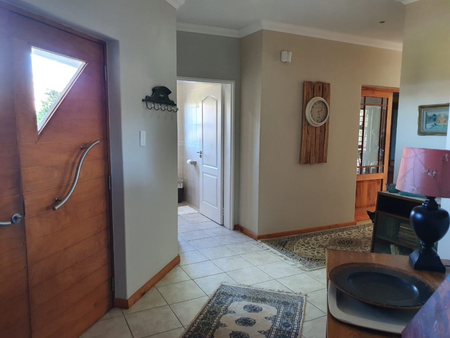 6 Bedroom Property for Sale in Myburgh Park Western Cape